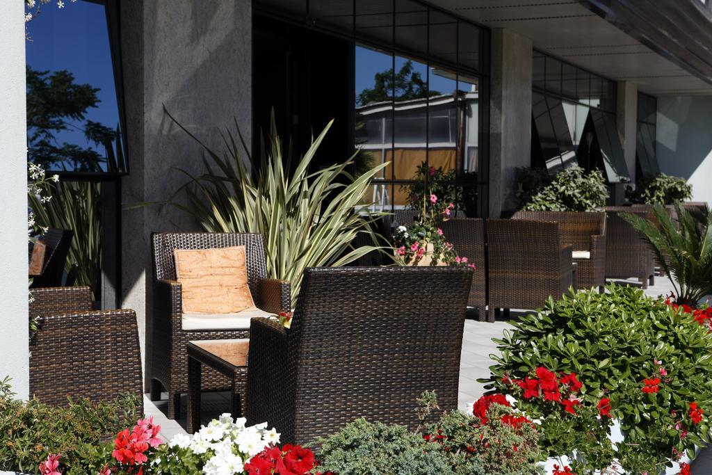 Hotel Gardenia Rimini Exteriör bild